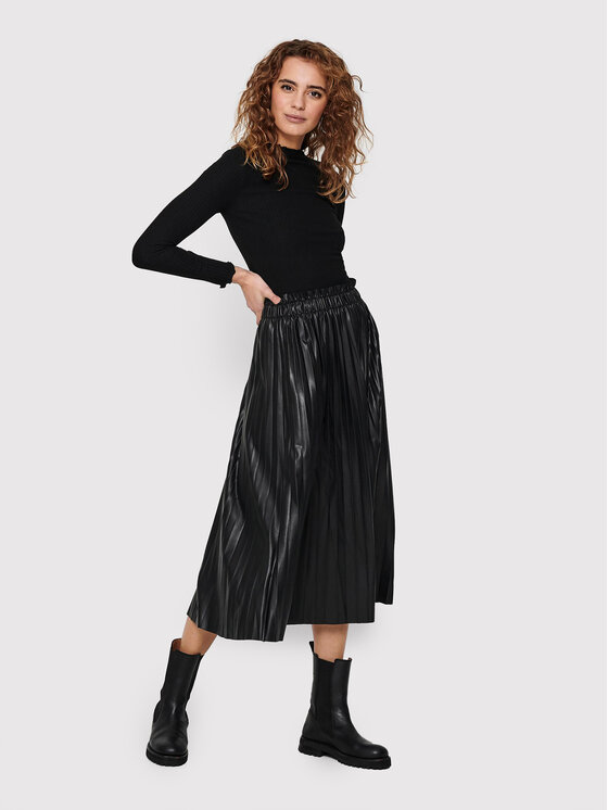 ONLY ONLY Μπλουζάκι Emma 15180040 Μαύρο Slim Fit