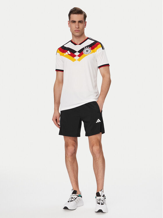 adidas adidas Pantaloncini sportivi Workout Essentials Base KA3549 Nero Regular Fit