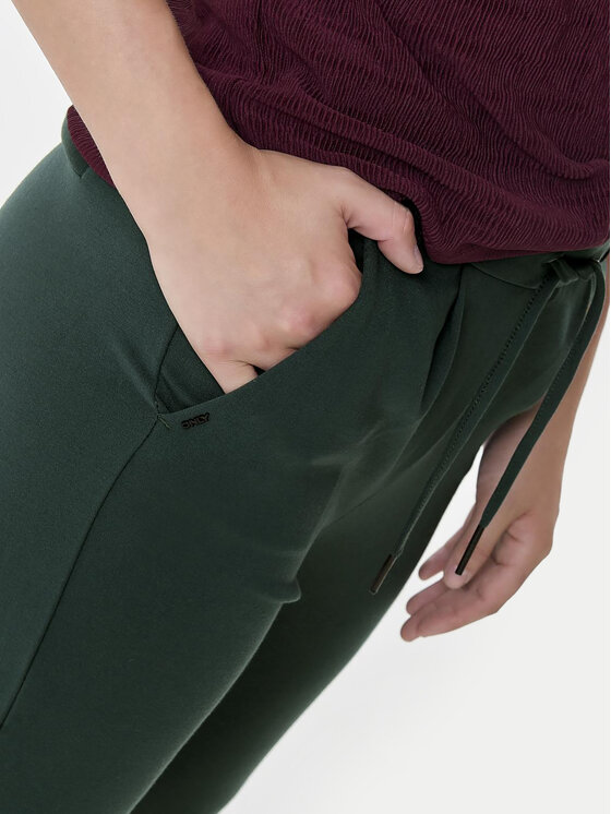 ONLY ONLY Hlače iz tkanine Poptrash 15115847 Zelena Regular Fit