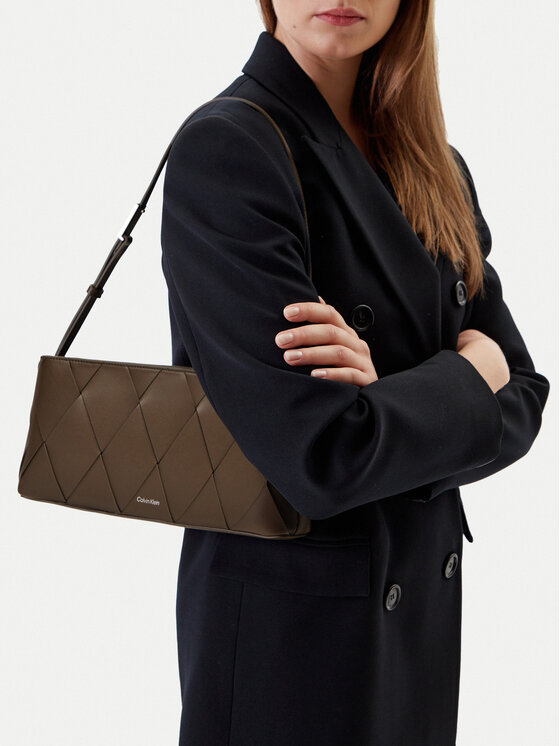 Calvin Klein Calvin Klein Torbica Ck Woven Elongated Shoulder Bag K60K612992 Smeđa