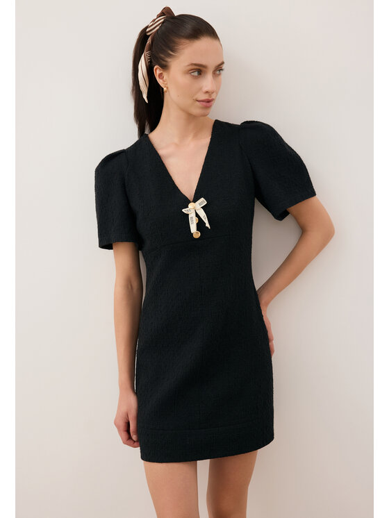 BIZUU BIZUU Sukienka codzienna TIBA Czarny Standard Fit