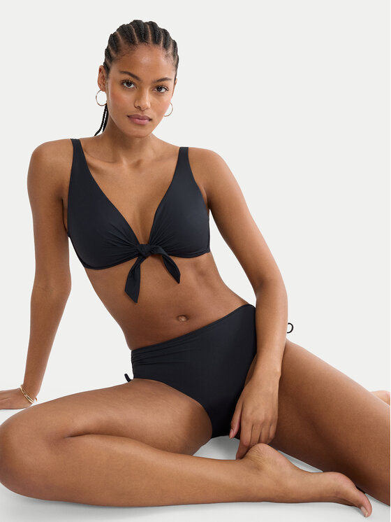 Triumph Triumph Vrchný diel bikín Summer Twist W 10222235 Čierna