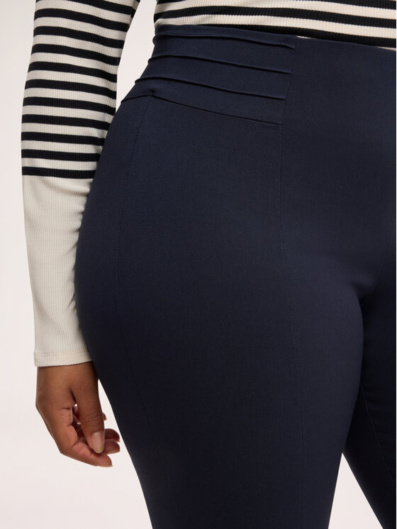 Fiorella Rubino Fiorella Rubino Pantaloni di tessuto P064L002451N034 Blu Slim Fit