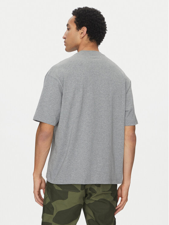 Nike Nike Тишърт DZ7313 091 Сив Regular Fit