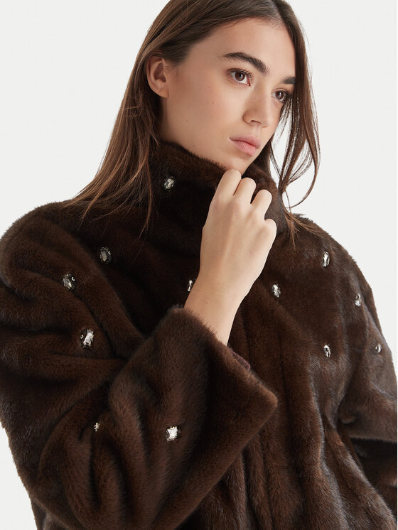 ViCOLO ViCOLO Krzno TF0047 Smeđa Regular Fit