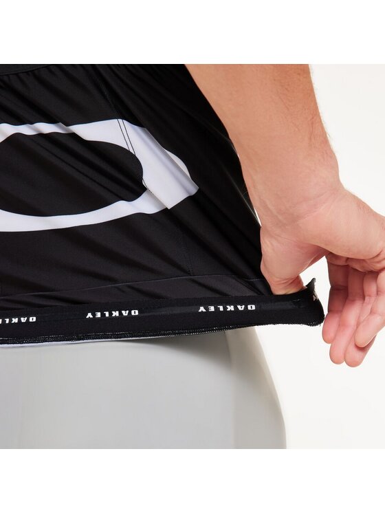 Oakley Oakley Koszulka rowerowa FOA406783 Czarny Regular Fit