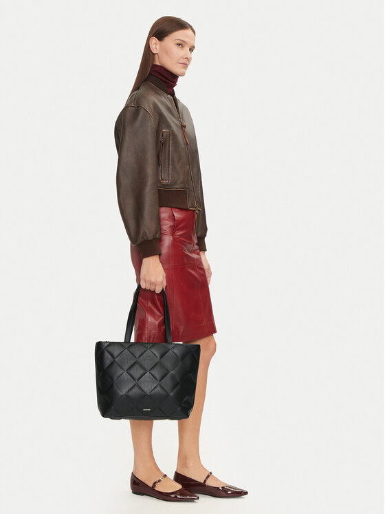 Calvin Klein Calvin Klein Ročna torba Diamond Quilt K60K612906 Črna