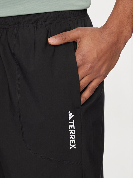 adidas adidas Pantaloncini sportivi Terrex Multi HM4013 Nero Regular Fit
