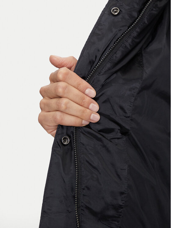 Calvin Klein Calvin Klein Žieminė striukė K20K207728 Juoda Slim Fit