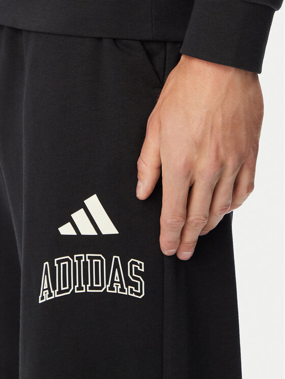 adidas adidas Суитшърт Seasonal Essentials Collegiate French Terry Crew KF4252 Черен Regular Fit