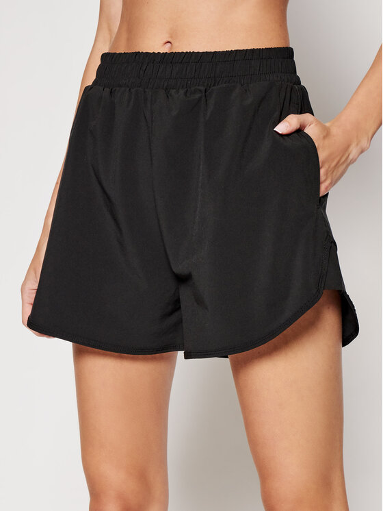NA-KD Pantaloni scurți sport Smocked 1018-006860-0002-581 Negru Regular Fit