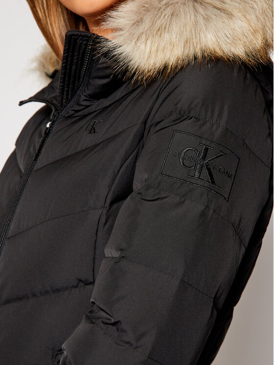 J20J215003 Juoda Slim Fit • Modivo 