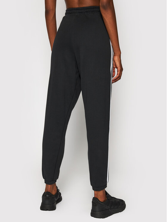 adidas adidas Долнище анцуг Jogger GD2260 Черен Regular Fit