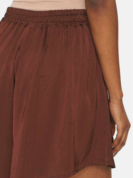 ViCOLO ViCOLO Kratke hlače iz tkanine TD0764 Rjava Regular Fit