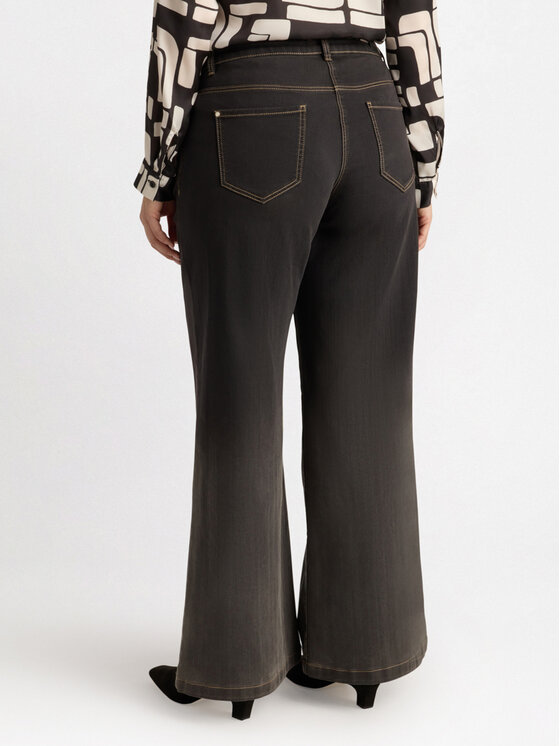 Fiorella Rubino Fiorella Rubino Jeans P550T104750N033 Nero Flare Fit