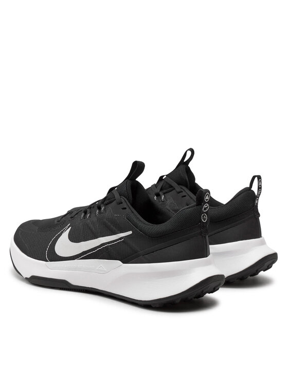 Nike Nike Běžecké boty Juniper Trail 2 DM0822 001 Černá