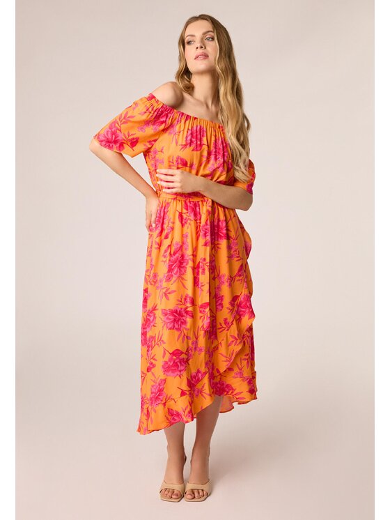 QUIOSQUE Letné šaty 4UC026 Oranžová Regular Fit