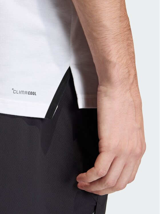 adidas adidas Koszulka techniczna Les Mills Graphic Biały Slim Fit