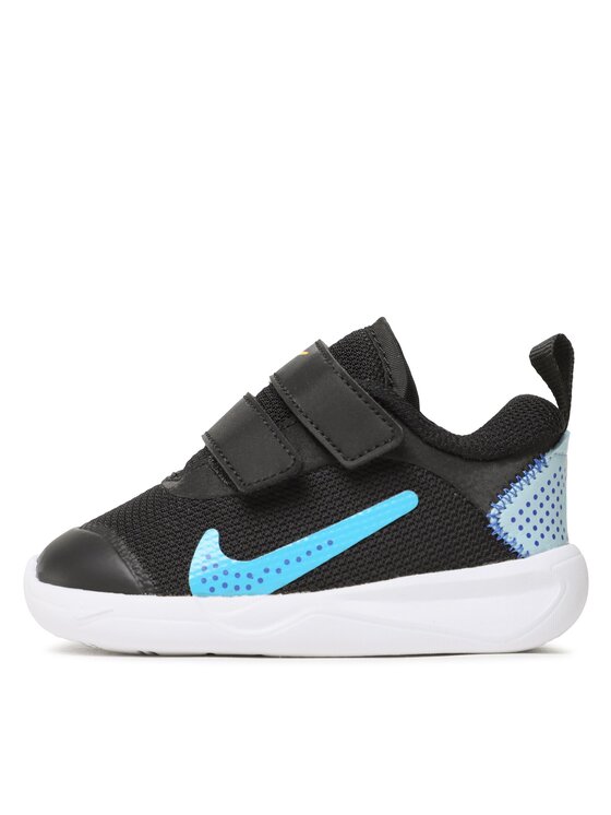 Nike Nike Sneakersy Omni Multi-Court (TD) DM9028 005 Černá