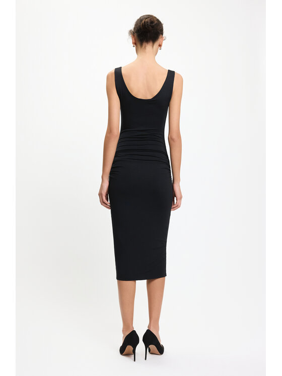 BENU BENU Sukienka wieczorowa z haftkami Czarny Slim Fit