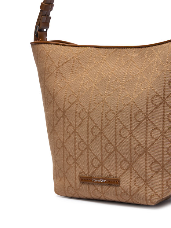 Calvin Klein Calvin Klein Kabelka Emblem Aop Jacquard Camera Bag LV04F3535G Hnědá