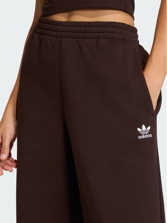 adidas adidas Spodnie dresowe 151367 Brązowy Loose Fit