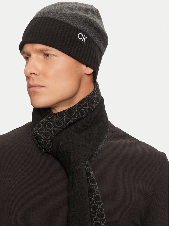 Calvin Klein Calvin Klein Komplekti kuuluvad sall ja müts Gs Ck Monogram Beanie + Scarf K50K512390 Must