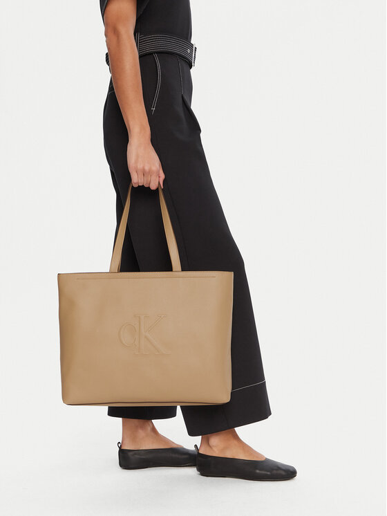 Calvin Klein Jeans Calvin Klein Jeans Torbica Sculpted Slim Tote34 LV04K3070G Bež