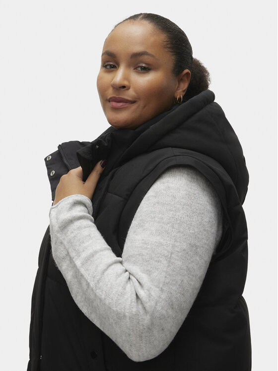Vero Moda Curve Vero Moda Curve Žieminė striukė Margaret 10301538 Juoda Regular Fit