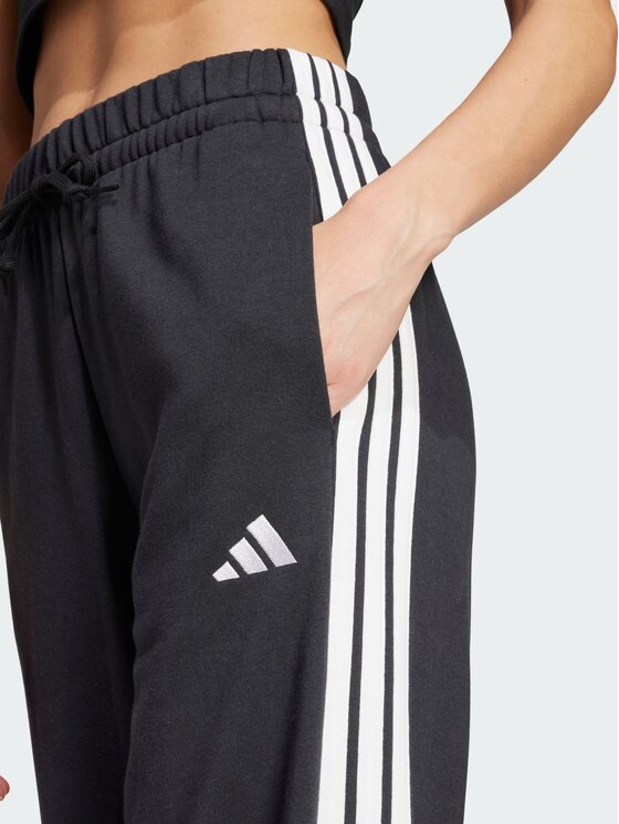 adidas adidas Spodnie dresowe 142303 Czarny Regular Fit