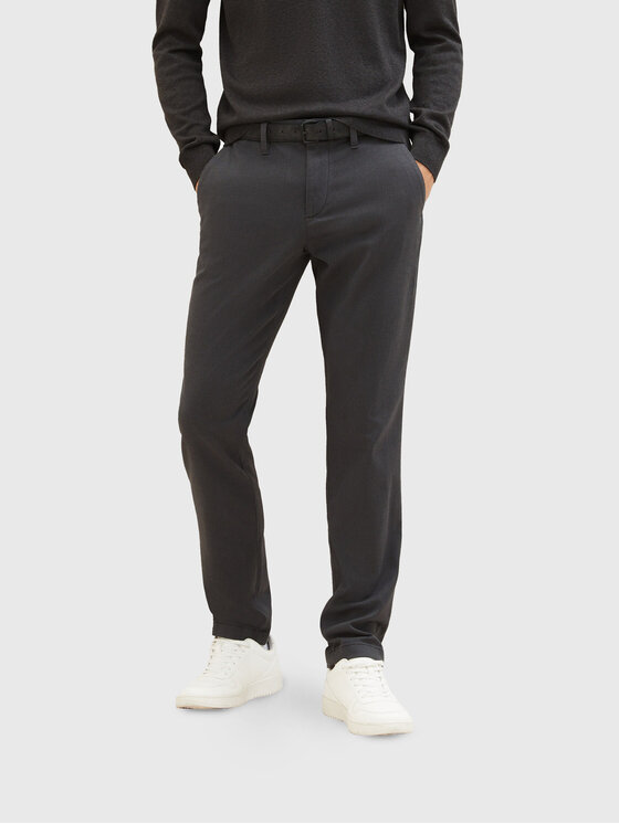 Tom Tailor Chino 1037547 Crna Slim Fit