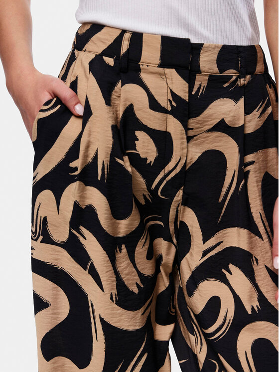 Pieces Pieces Kalhoty z materiálu Merita 17147636 Béžová Regular Fit