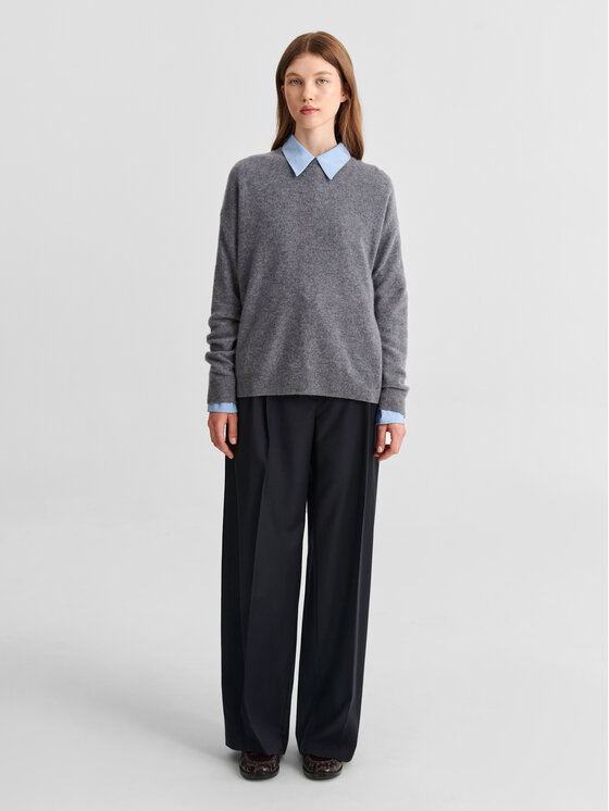 TATUUM TATUUM Sweter NORA Szary Classic Fit