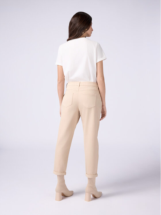 Oltre Oltre Pantaloni di tessuto P797R008413N002 Écru Boy Fit