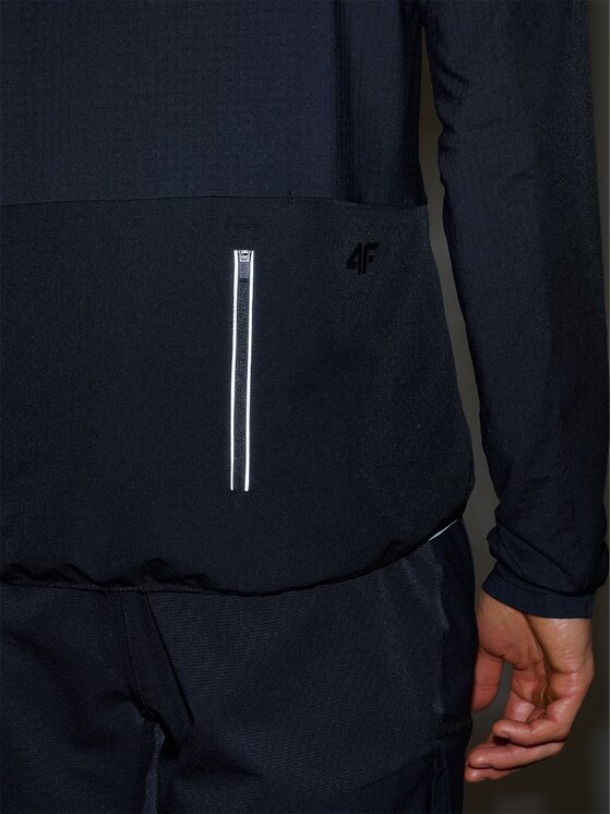 4F 4F Μπλούζα τεχνική 4FWSS25TFSWM483-20S Μαύρο Slim Fit