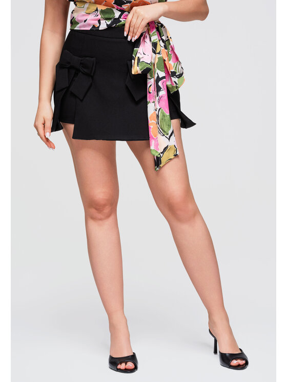 Ombre Ombre Szorty materiałowe OW-ST-E0013 Czarny Slim Fit
