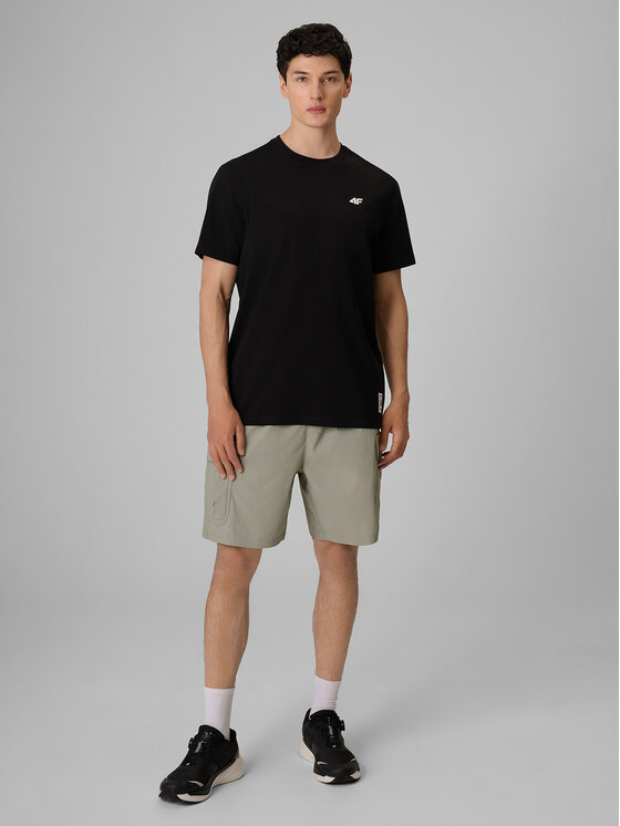 4F 4F T-Shirt PLAYER Czarny Relaxed Fit
