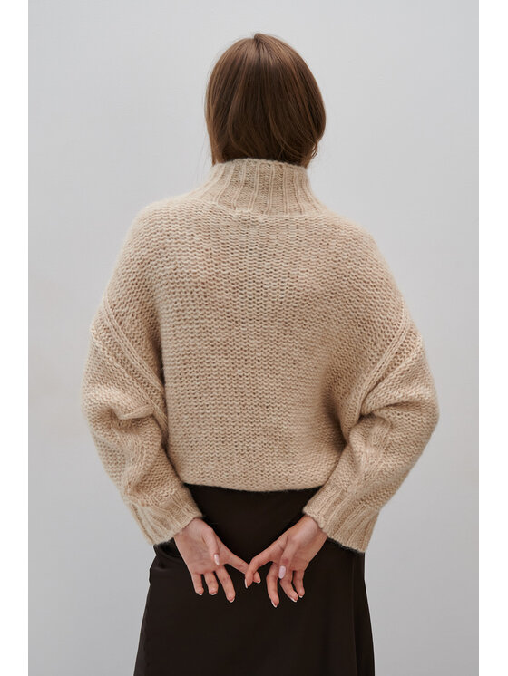 Fobya Fobya Sweter F2052 Beżowy Basic Fit