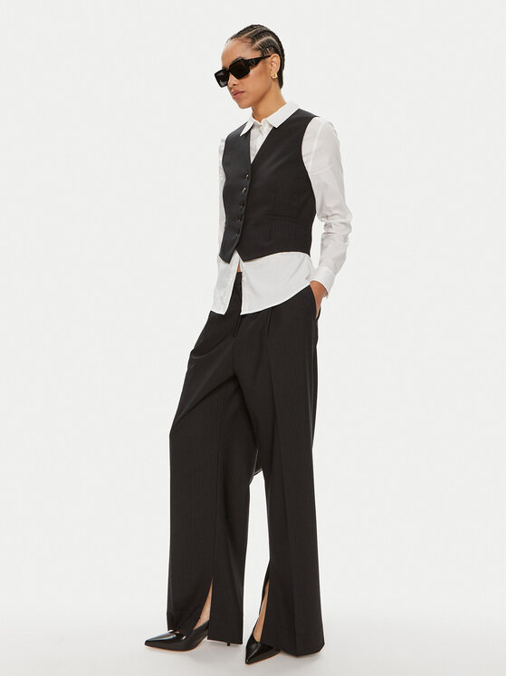 Herskind Herskind Spodnie materiałowe Rupert 5216134 Granatowy Relaxed Fit
