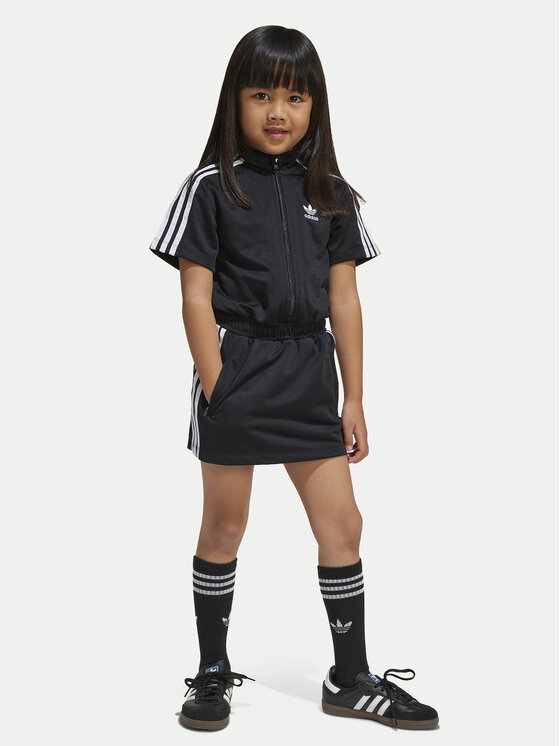 adidas Každodenné šaty Firebird JD5823 Čierna Regular Fit
