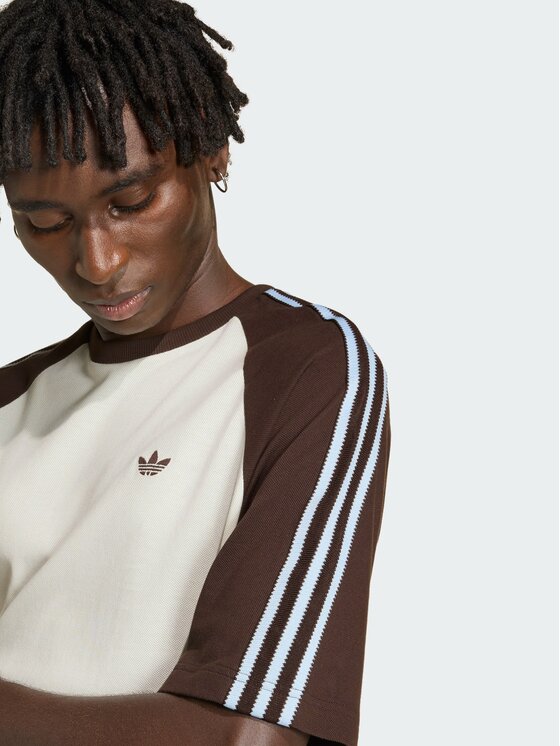adidas adidas T-Shirt 161884 Kremowy Loose Fit