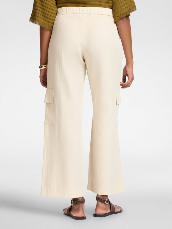 Elena Mirò Elena Mirò Pantaloni di tessuto P027P000482N002 Crema Regular Fit