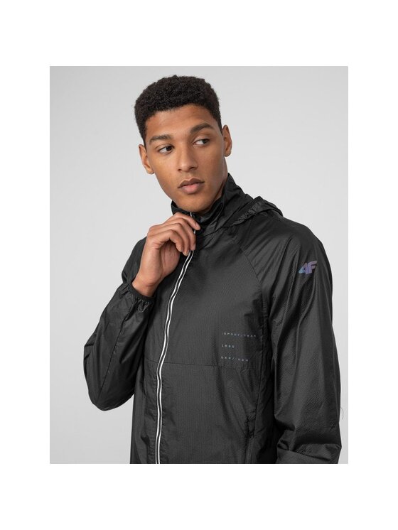 4F 4F Bežecká bunda H4Z22KUMTR010-20S Čierna Regular Fit