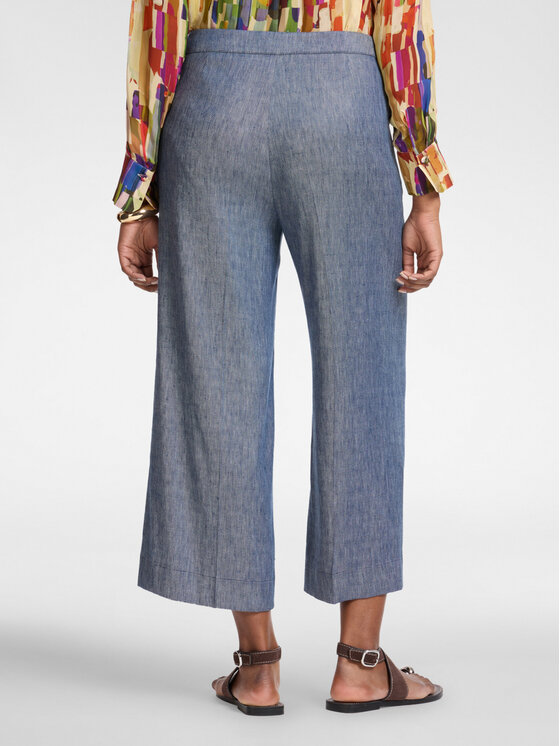 Elena Mirò Elena Mirò Pantaloni di tessuto P095P000442N034 Blu Cropp Fit