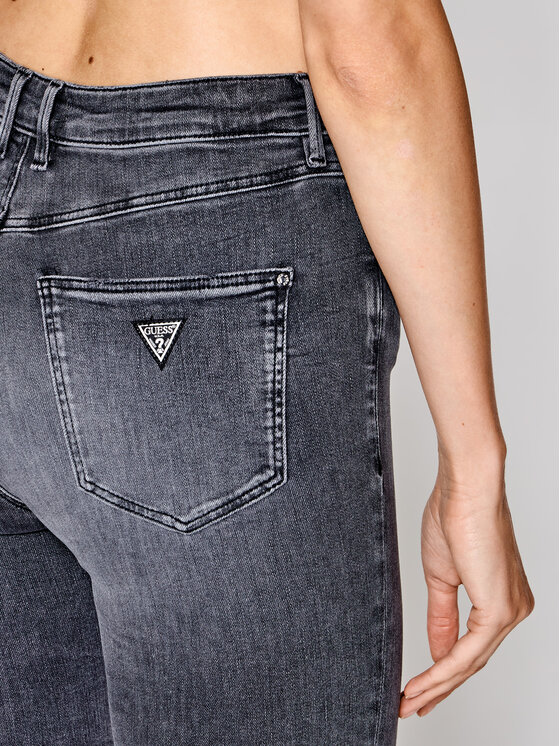 Guess Guess Traperice W2YA46 D4PZ2 Siva Skinny Fit