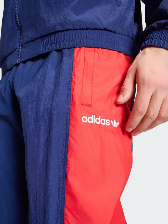 adidas adidas Spodnie dresowe 170145 Niebieski jasny Regular Fit