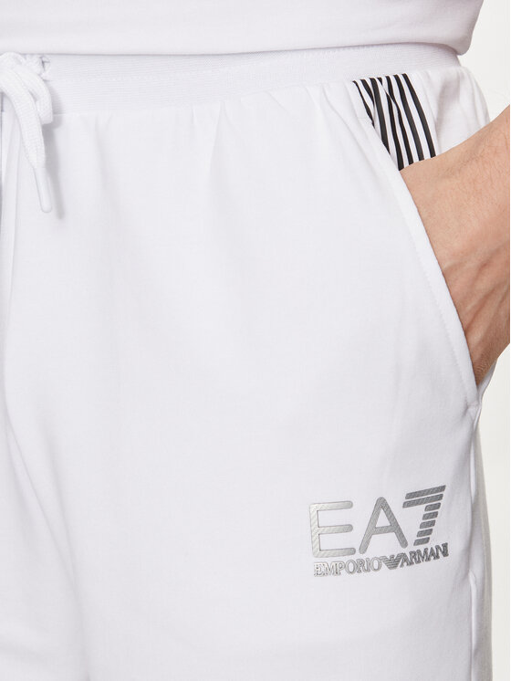 EA7 Emporio Armani EA7 Emporio Armani Sporta šorti 3DPS66 PJLIZ 1100 Balts Regular Fit
