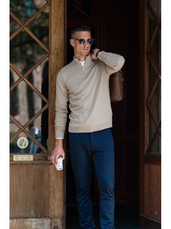 TeeShoppen TeeShoppen Sweter 'Basic Collection' Beżowy Regular Fit