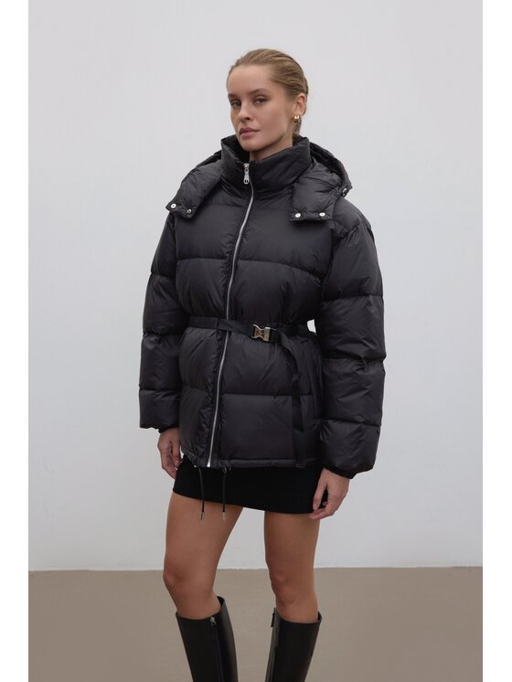 Estro Estro Μπουφάν πουπουλένιο ER00118491 Μαύρο Loose Fit