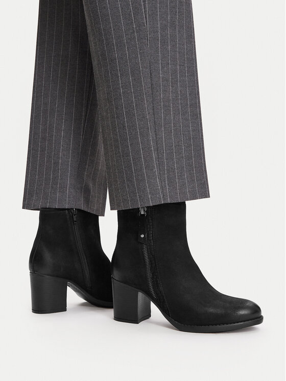 Μποτάκια Lasocki